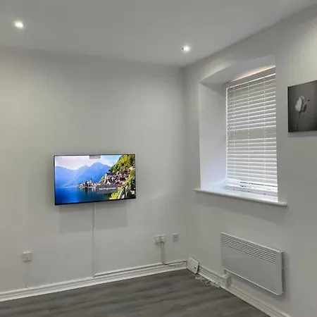 Leeds Centre New Apartment